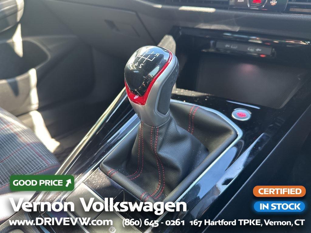 2024 Volkswagen Golf GTI 380 S photo 17