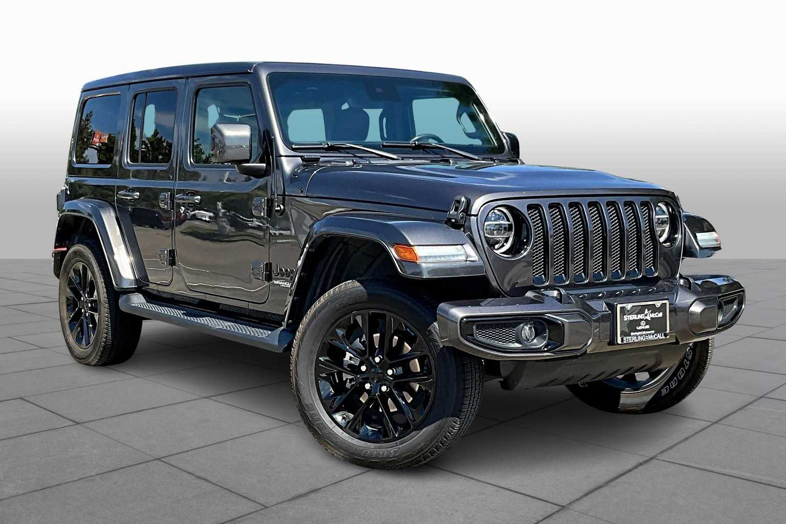 2020 Jeep Wrangler Unlimited Sahara High Altitude photo 2