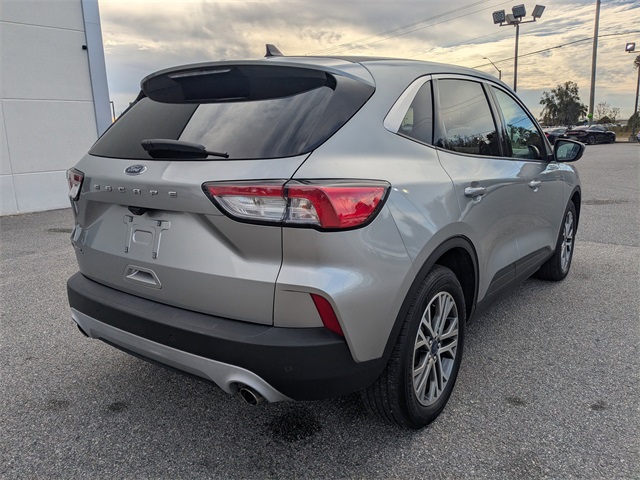 2022 Ford Escape SEL photo 3