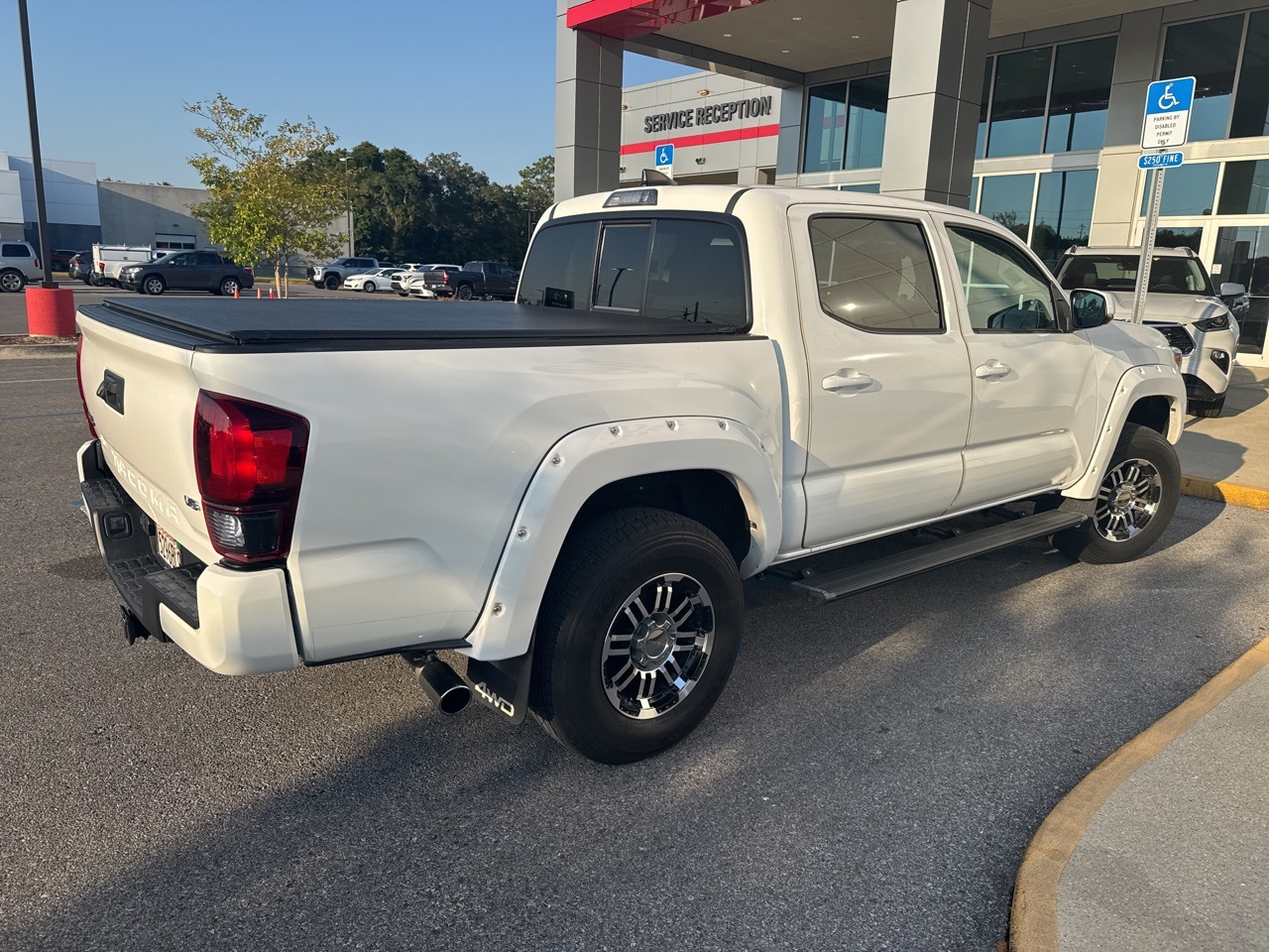 2023 Toyota Tacoma SR photo 8