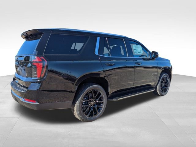 2025 Chevrolet Tahoe LS photo 3