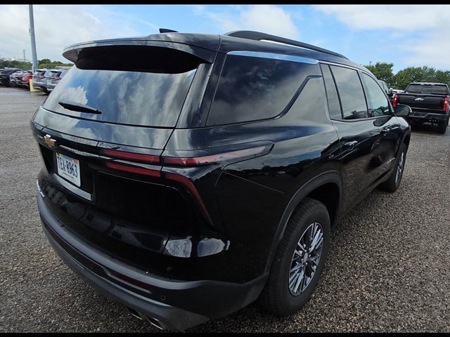 Used 2025 Chevrolet Traverse LT with VIN 1GNEVGRS7SJ150888 for sale in Fairmont, Minnesota