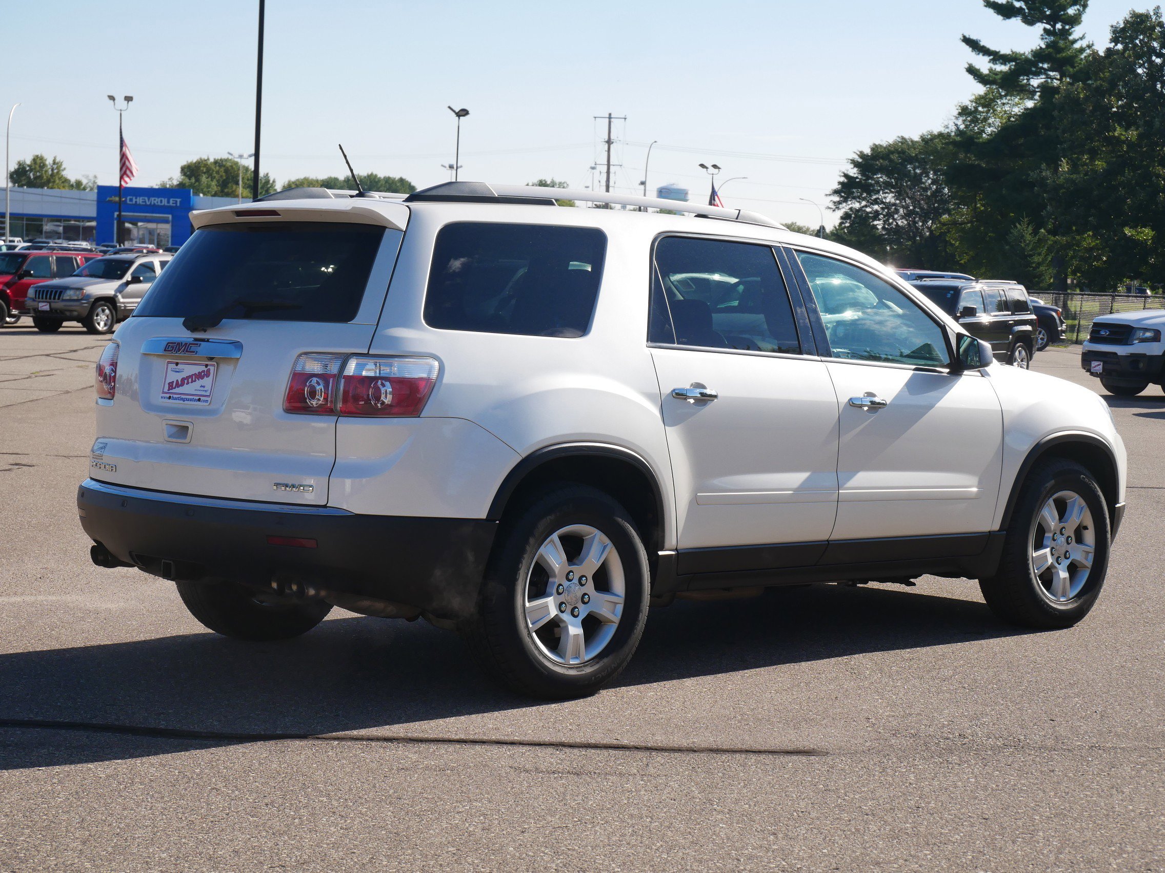 2011 Gmc Acadia SLE photo 5