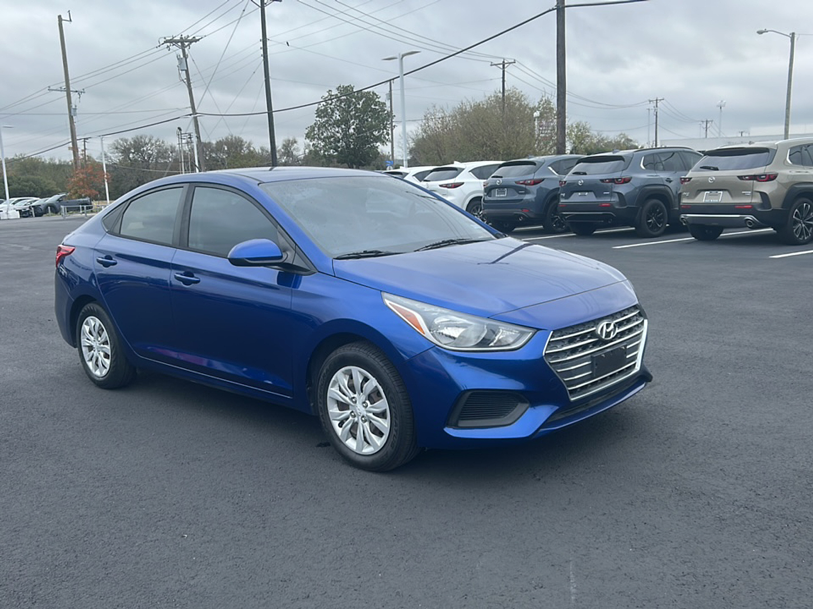 2019 Hyundai Accent SE photo 3
