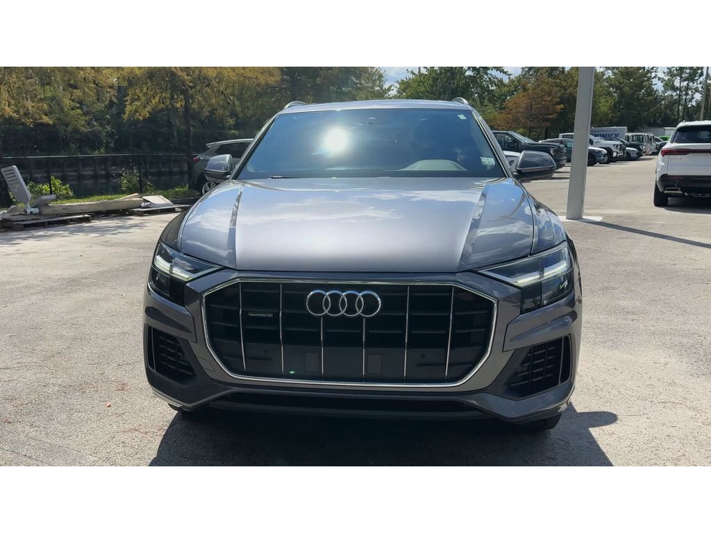 2019 Audi Q8 55 Premium photo 3