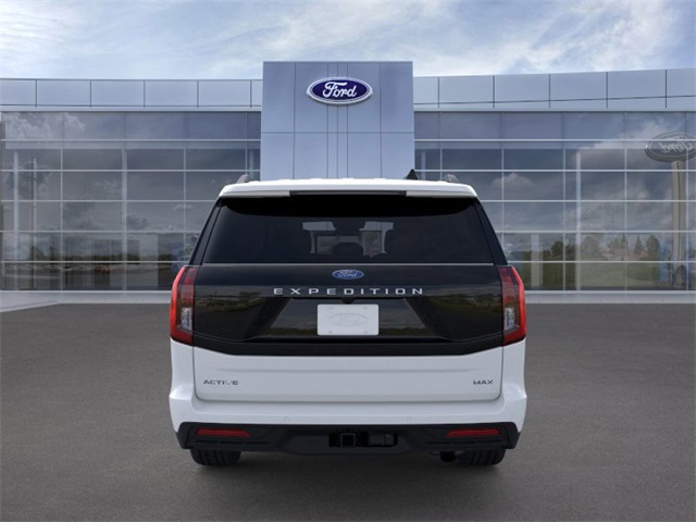2025 Ford Expedition MAX photo 3