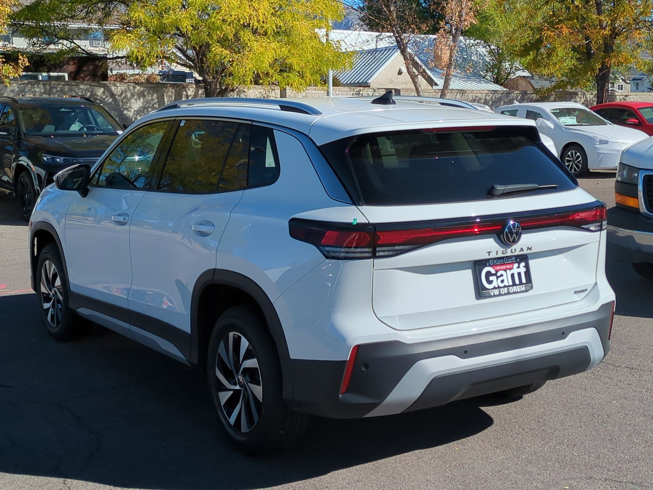 2025 Volkswagen Tiguan S photo 4