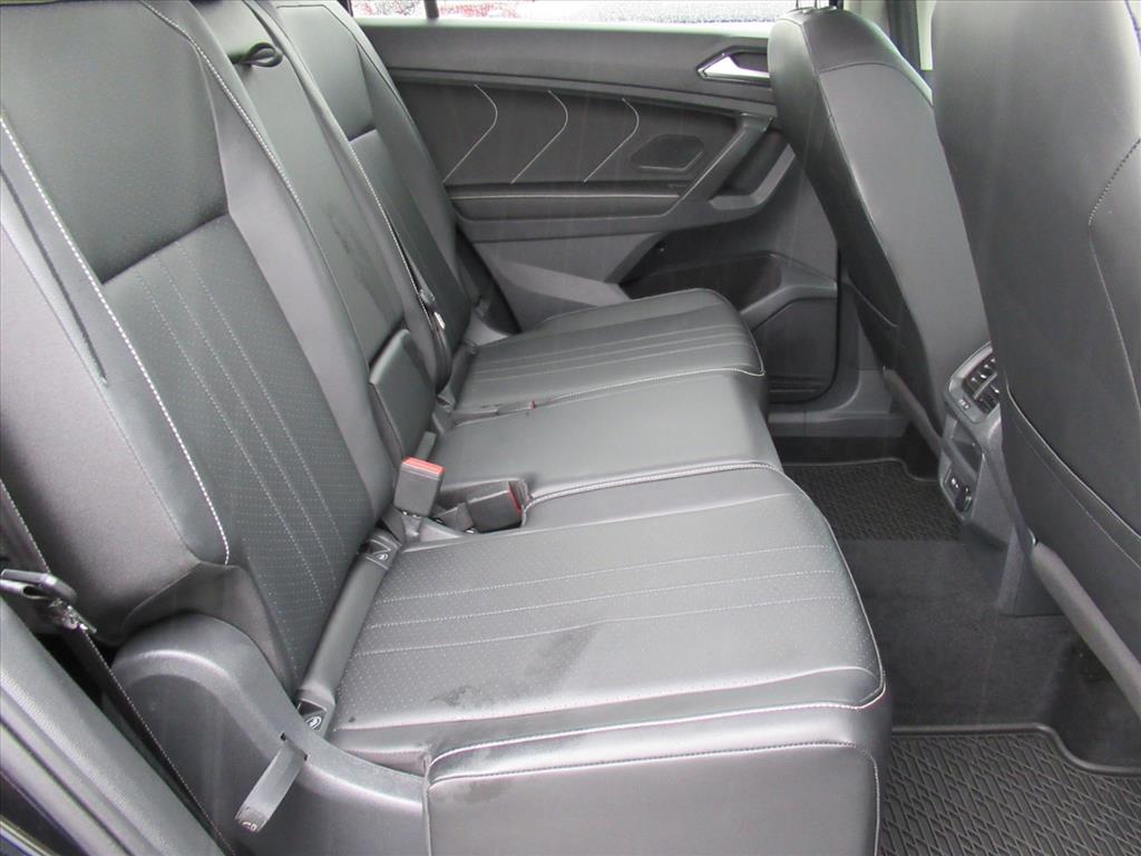 2022 Volkswagen Tiguan SE photo 23
