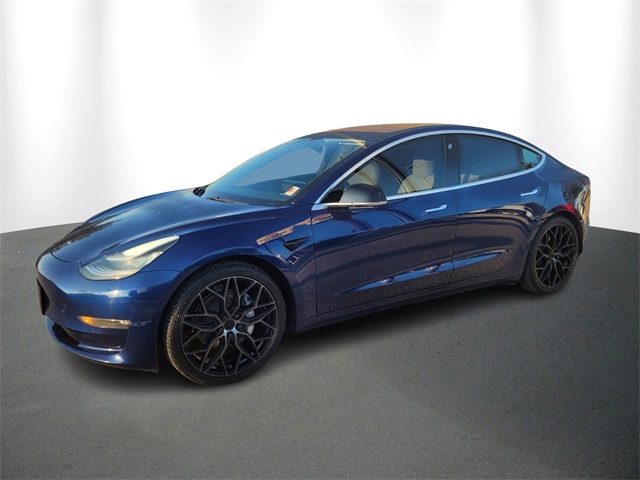 2018 Tesla Model 3 Long Range photo 2