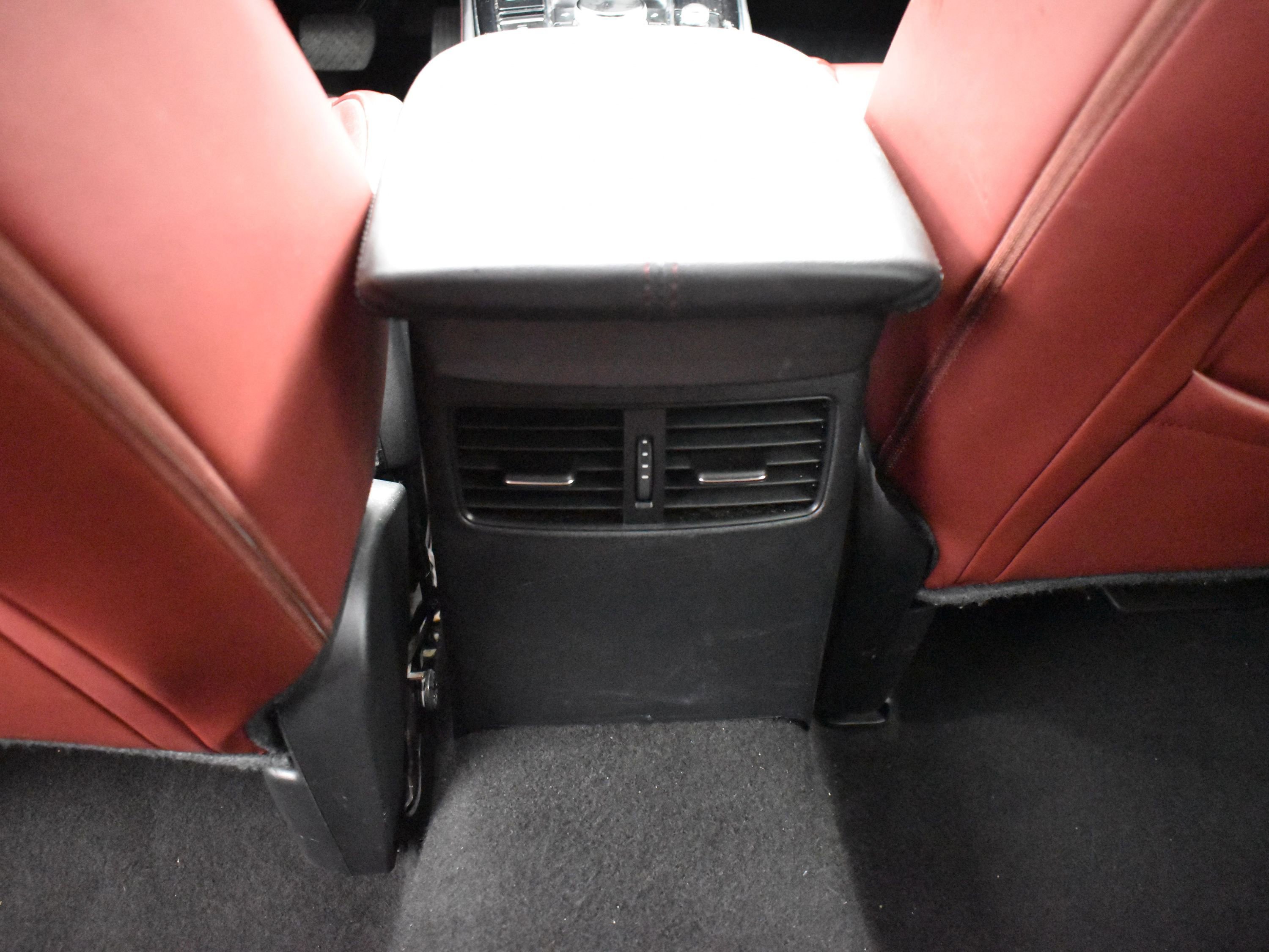 2024 Mazda CX-30 2.5 S Carbon photo 14