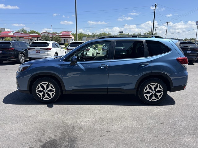 2021 Subaru Forester Premium photo 4