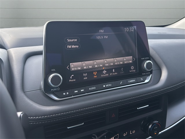 2026 Nissan Rogue SV photo 15