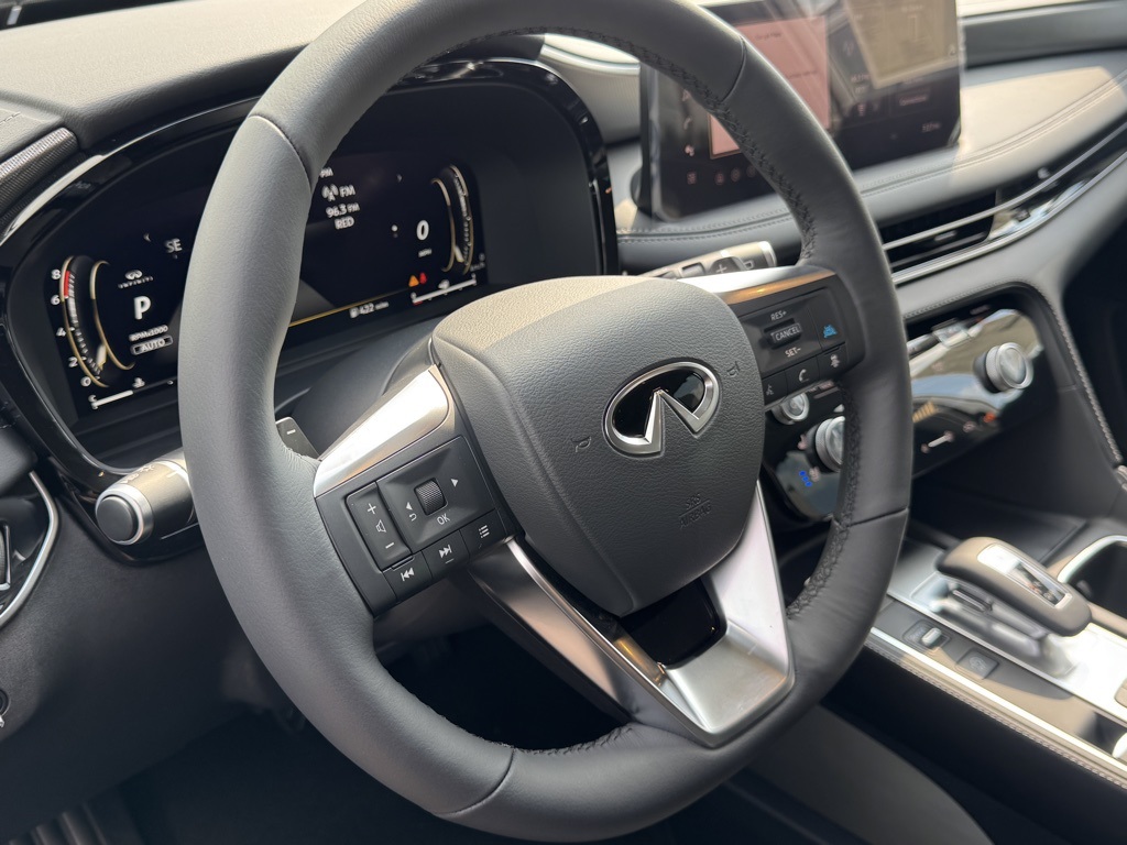 2026 Infiniti QX60 Luxe AWD photo 11