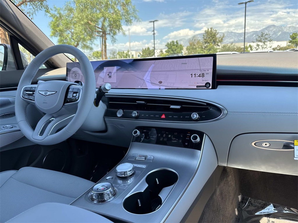 2026 Genesis GV70 2.5T Advanced photo 7