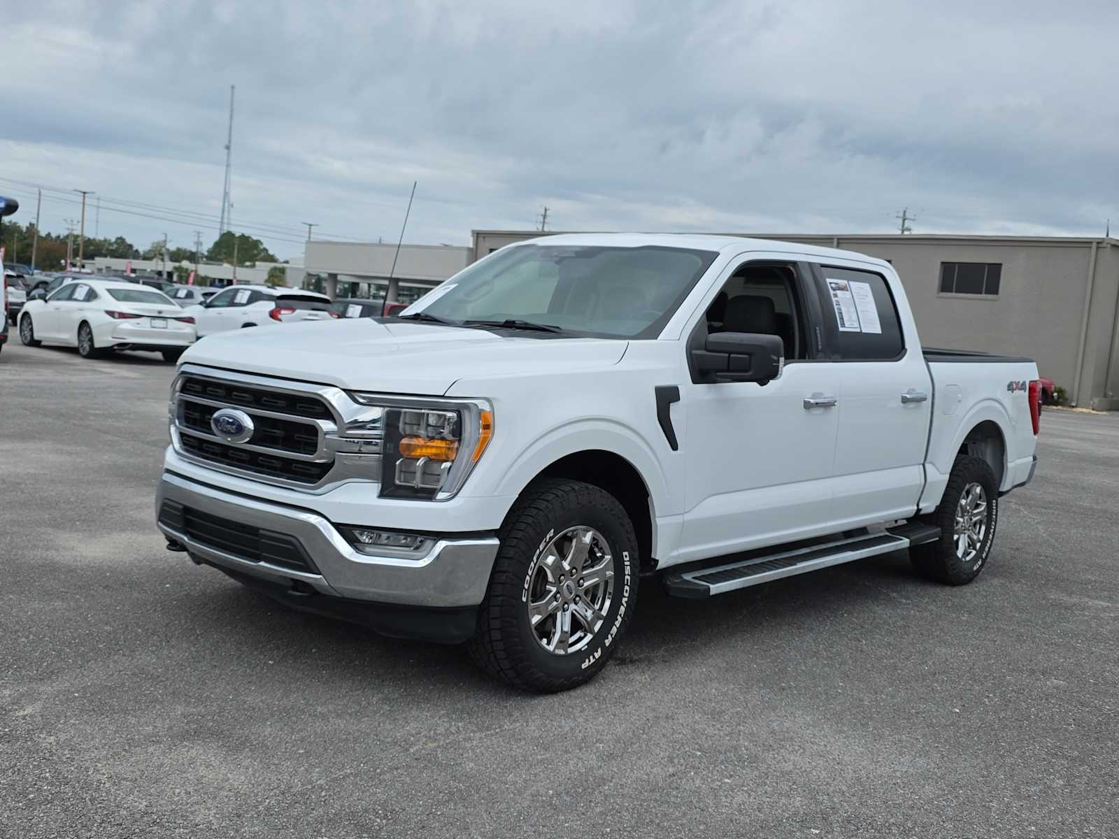 2022 Ford F-150 XLT photo 4