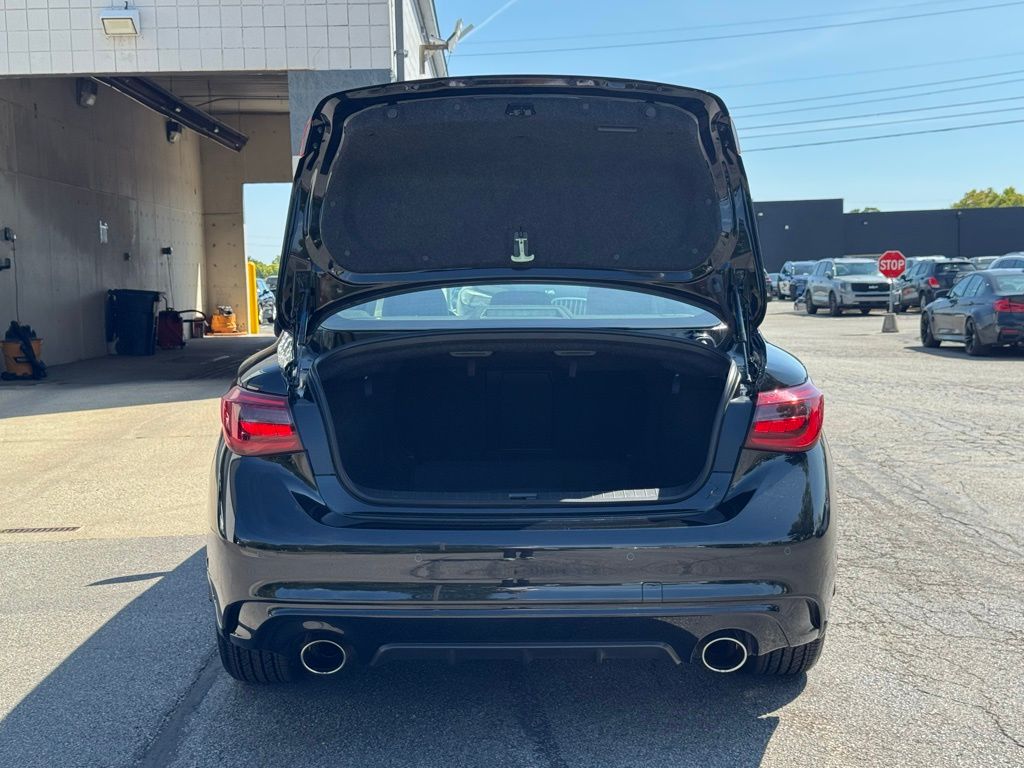 2021 Infiniti Q50 3.0t LUXE photo 6