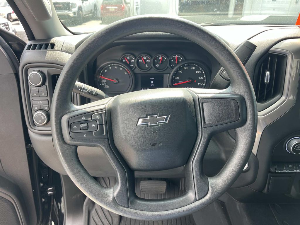 2025 Chevrolet Silverado 1500 Custom Trail Boss photo 16