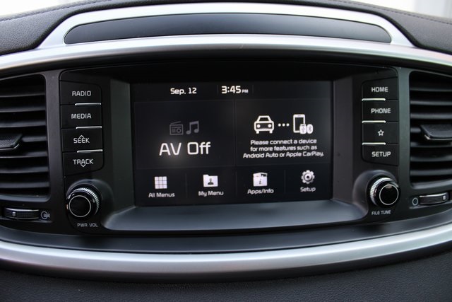 2019 Kia Sorento LX photo 23