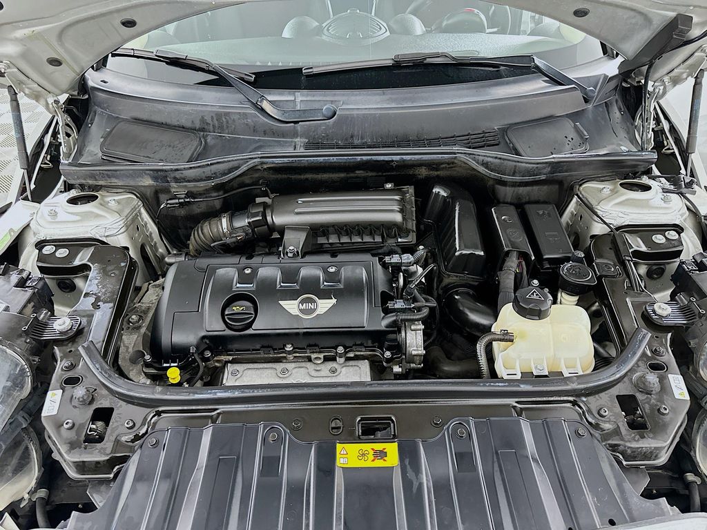 2013 Mini Countryman photo 25