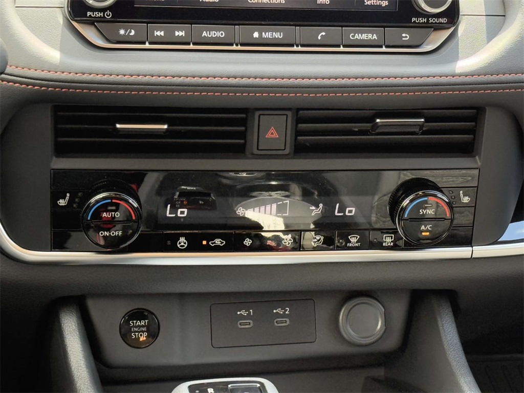 2026 Nissan Rogue SV photo 19
