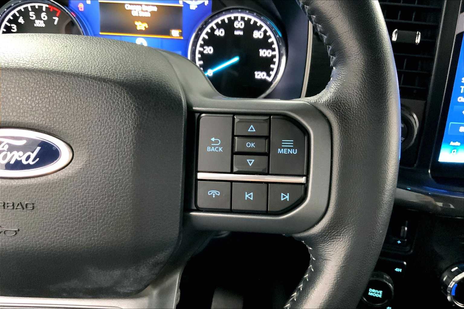 2022 Ford F-150 XLT photo 22