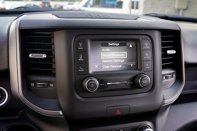 New 2024 Bright White Clear-Coat Exterior Paint RAM Tradesman image 31