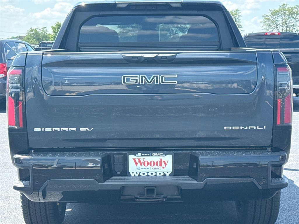 2025 Gmc Sierra EV Denali photo 7