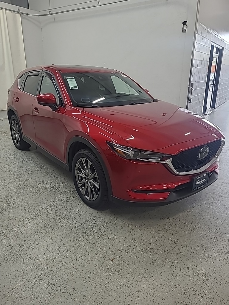 2021 Mazda CX-5 Signature photo 2