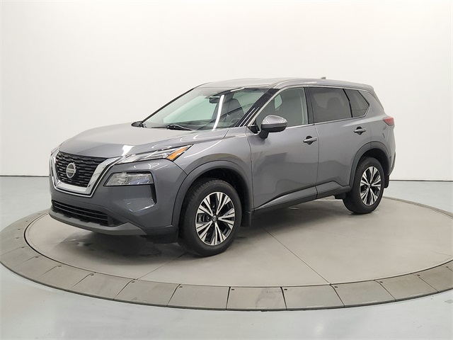 2021 Nissan Rogue SV photo 2