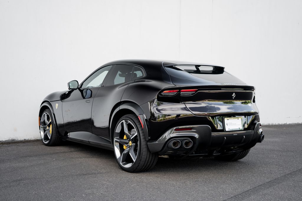 2023 Ferrari Purosangue Base photo 4