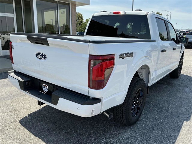 2025 Ford F-150 STX photo 4