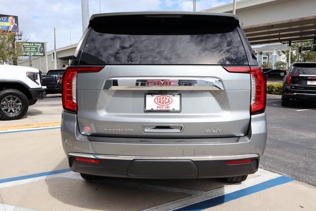 2023 Gmc Yukon XL SLT photo 3