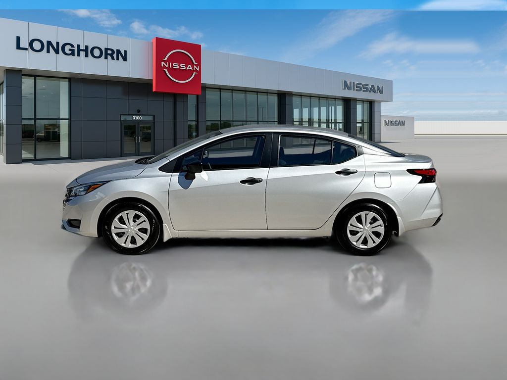 2025 Nissan Versa S photo 3
