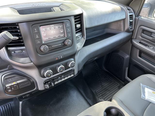2023 Ram 4500 Tradesman photo 25