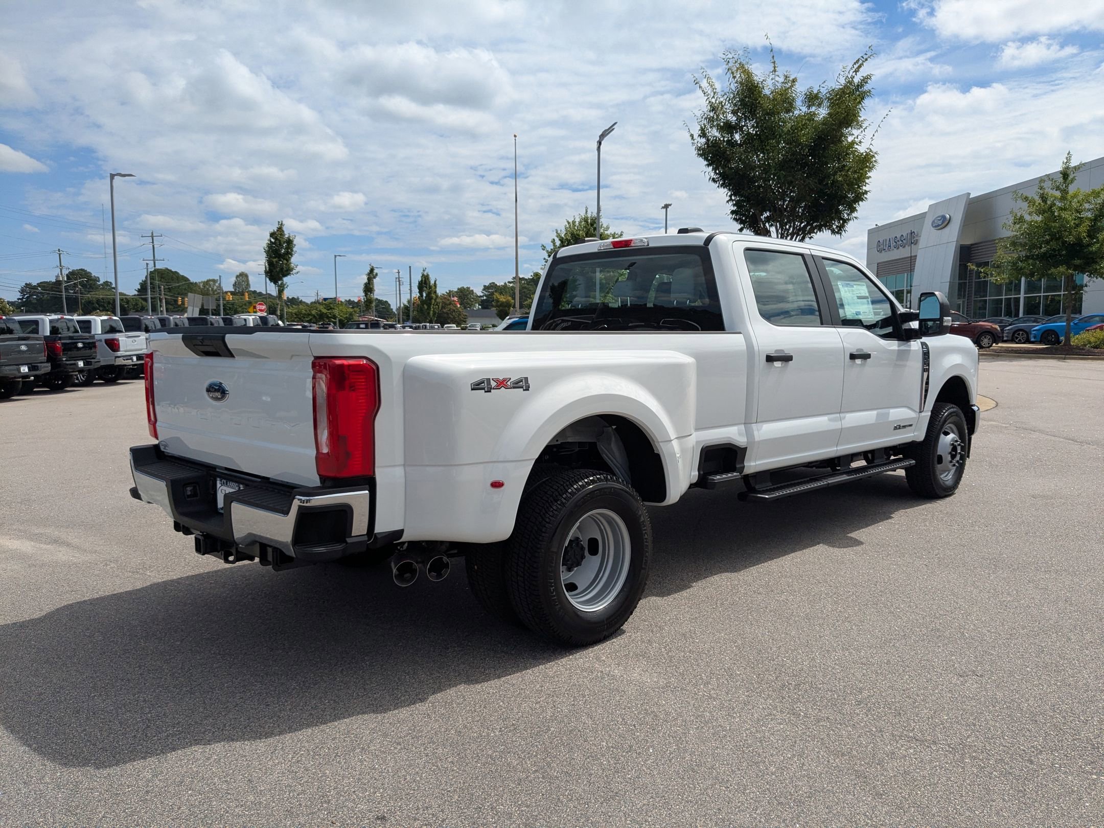 2025 Ford F-350 XL photo 7