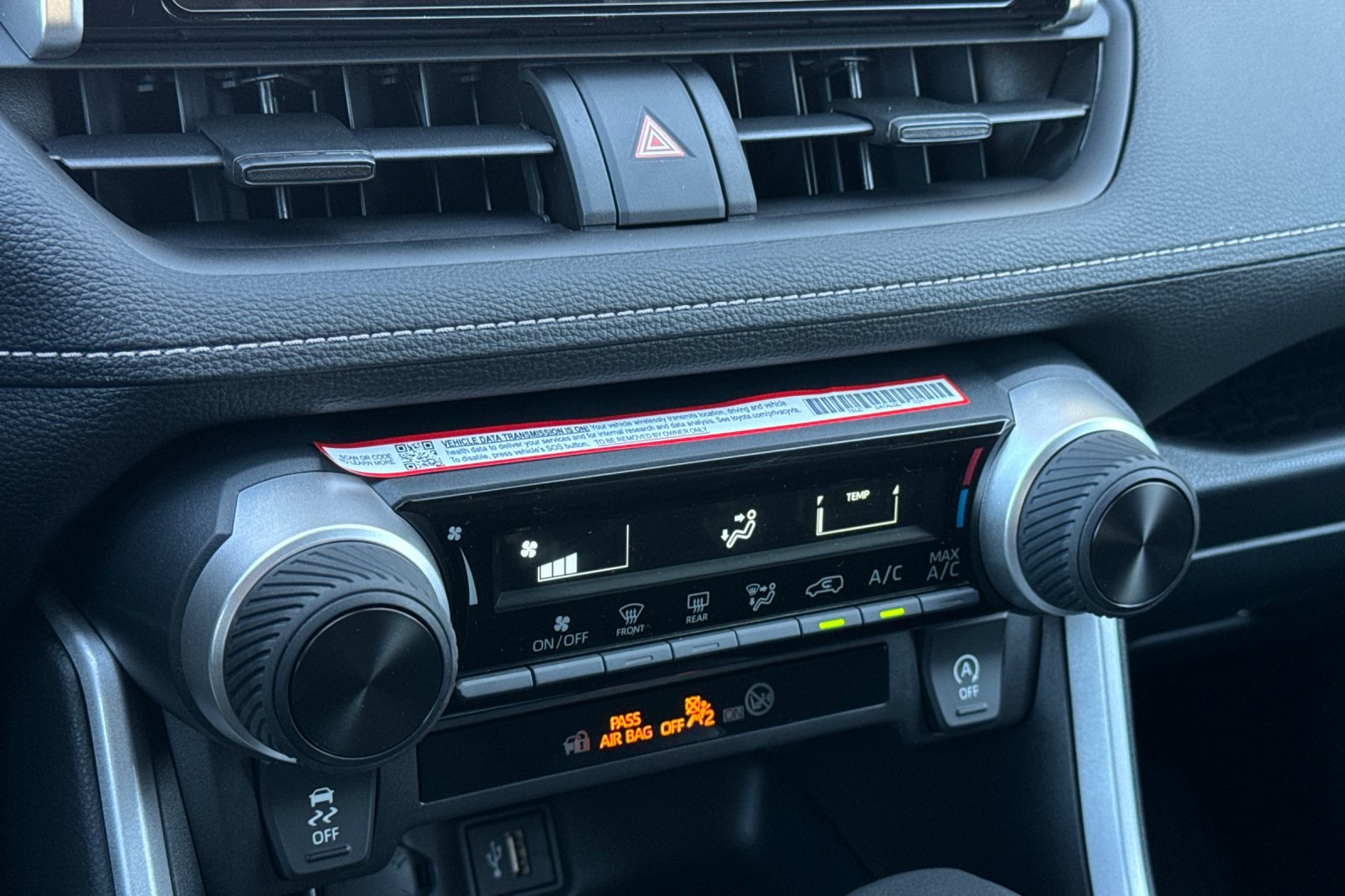 2025 Toyota RAV4 LE photo 20