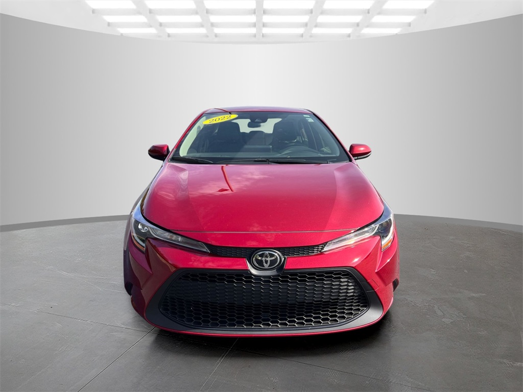 2022 Toyota Corolla LE photo 2