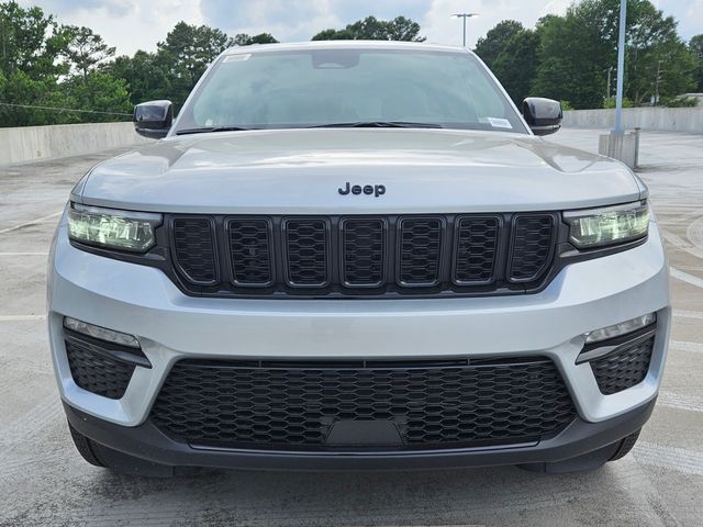 2025 Jeep Grand Cherokee Limited photo 2