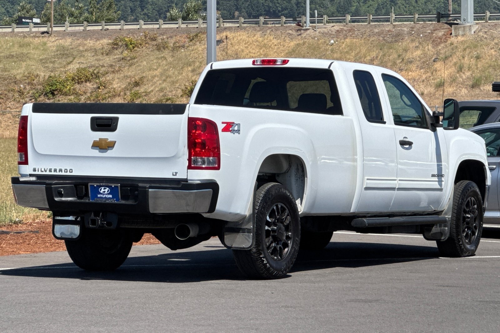 2013 Gmc Sierra SLE photo 3