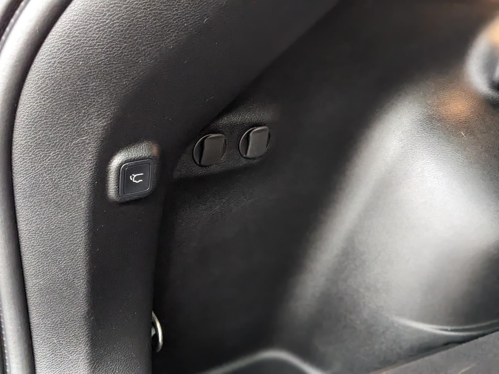 2022 Jeep Cherokee Limited photo 3