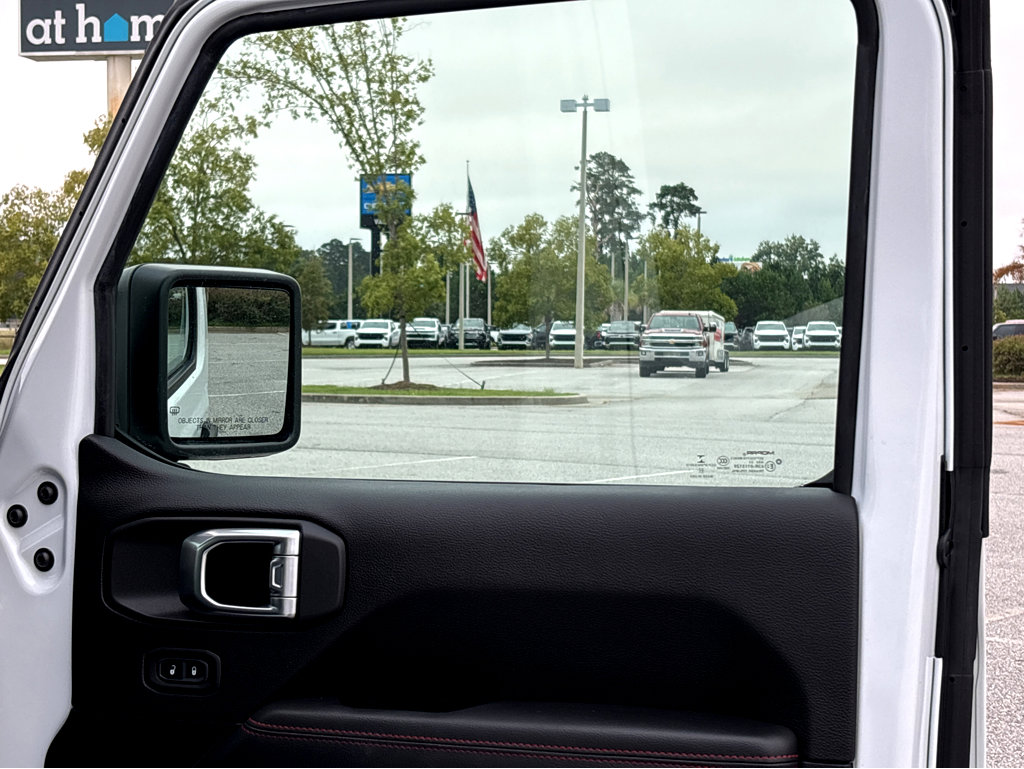 2023 Jeep Wrangler Rubicon photo 14