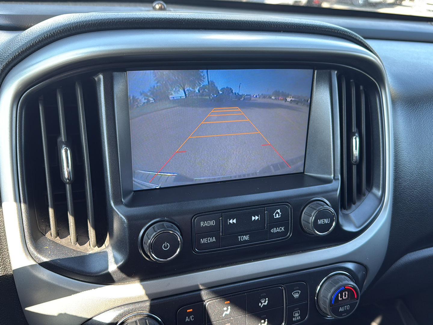 2015 Chevrolet Colorado LT photo 7