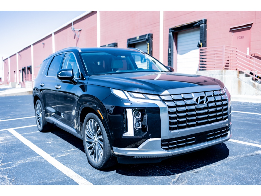 Certified 2023 Hyundai Palisade Calligraphy with VIN KM8R74GE8PU503978 for sale in Kansas City