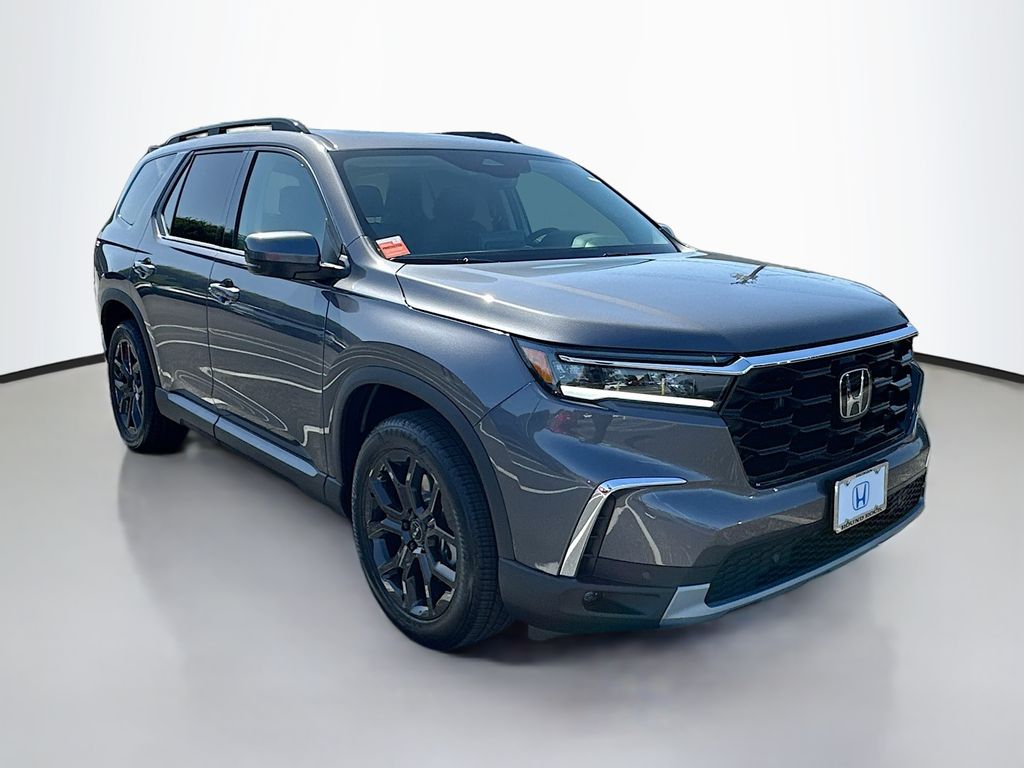 2025 Honda Pilot Touring photo 3