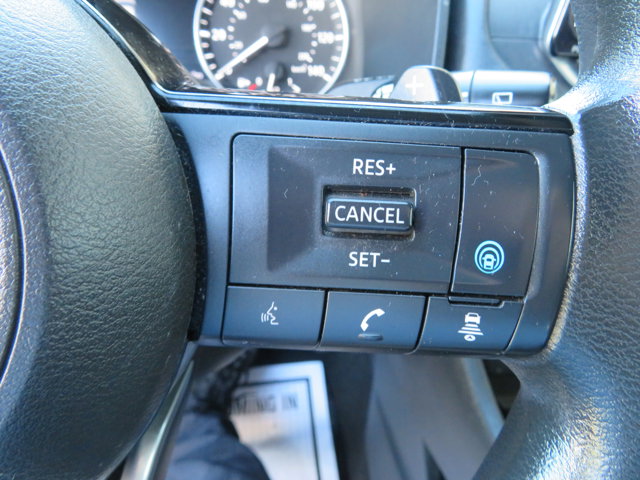 2021 Nissan Rogue SV photo 25