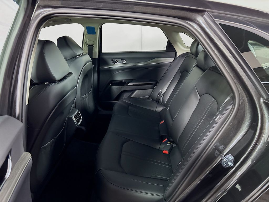 2025 Kia K5 EX photo 20