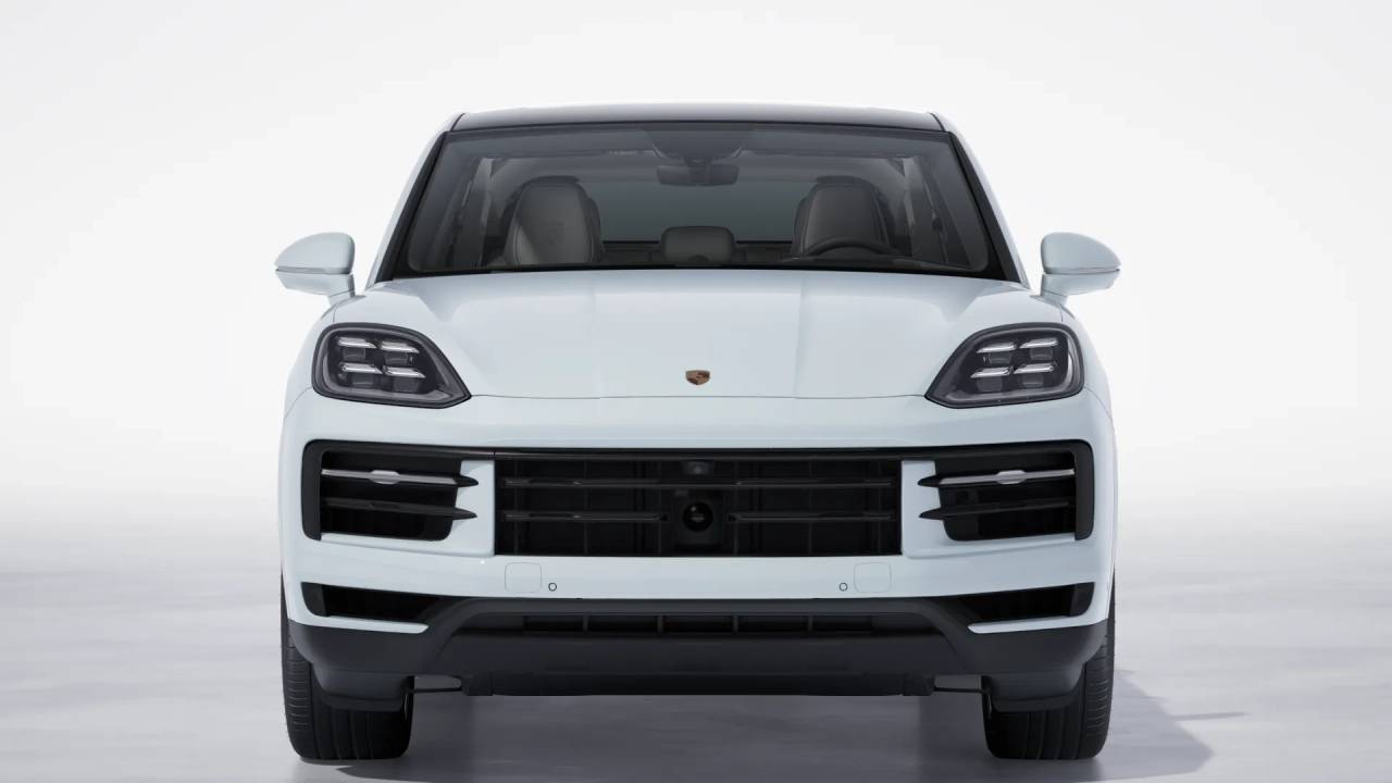 2026 Porsche Cayenne S E-Hybrid Coupe photo 9