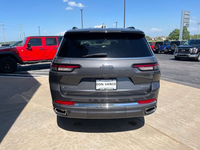 2021 Jeep Grand Cherokee Overland photo 4
