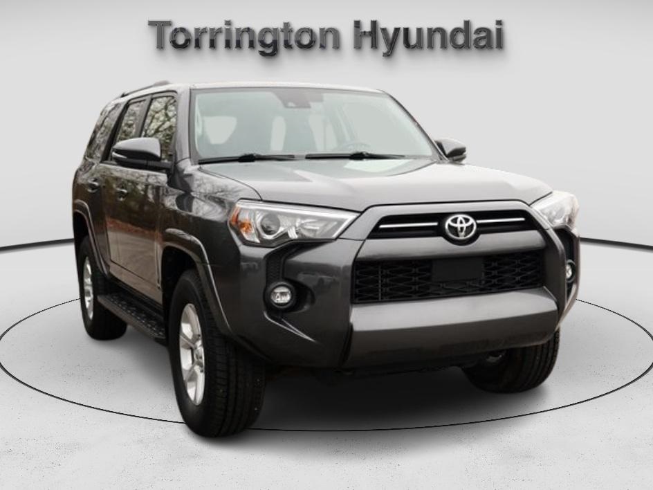 2022 Toyota 4Runner SR5 Premium's photo