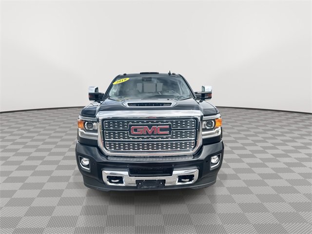 2019 Gmc Sierra HD Denali photo 3
